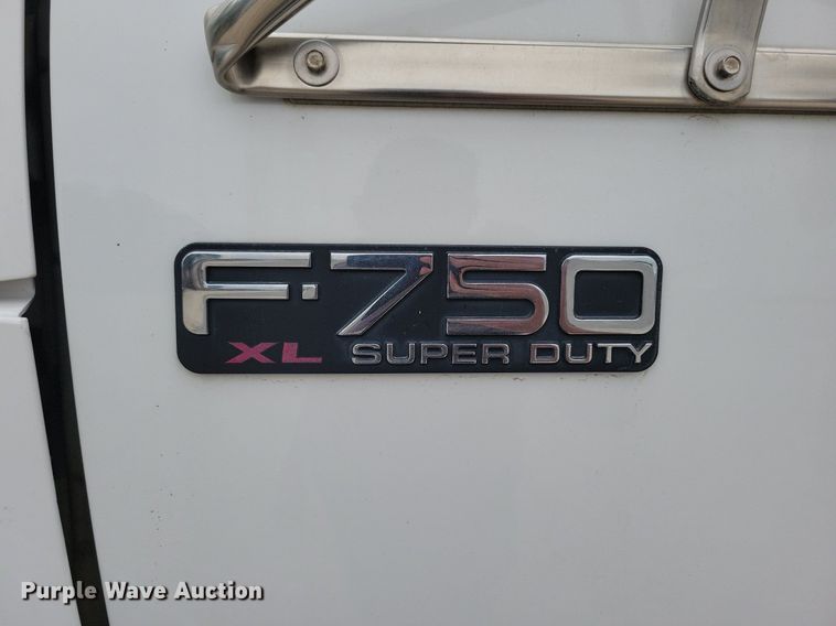 image for item KA9894 2006 Ford F750 Super Duty XL utility / service truck