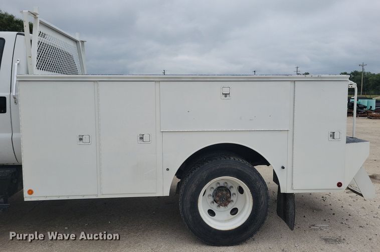 image for item KA9894 2006 Ford F750 Super Duty XL utility / service truck