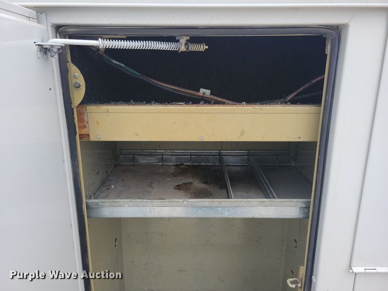 image for item KA9894 2006 Ford F750 Super Duty XL utility / service truck