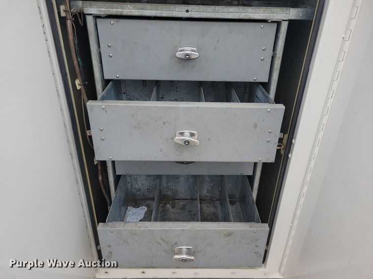 image for item KA9894 2006 Ford F750 Super Duty XL utility / service truck