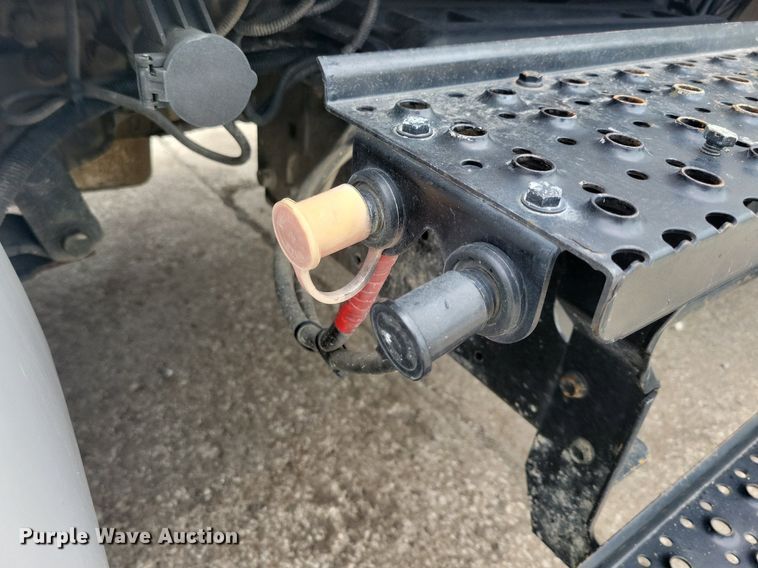 image for item KA9894 2006 Ford F750 Super Duty XL utility / service truck