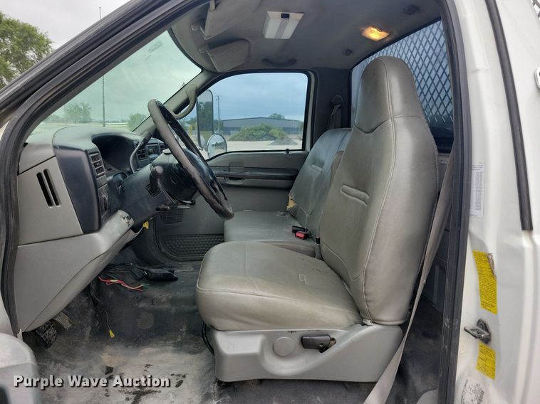 image for item KA9894 2006 Ford F750 Super Duty XL utility / service truck