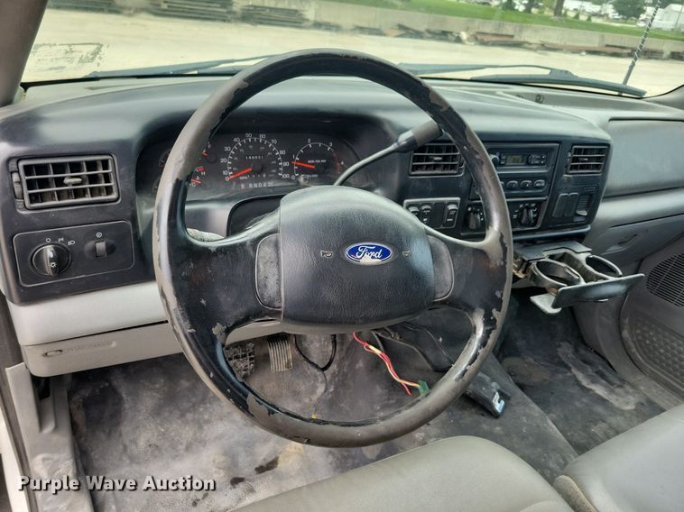 image for item KA9894 2006 Ford F750 Super Duty XL utility / service truck