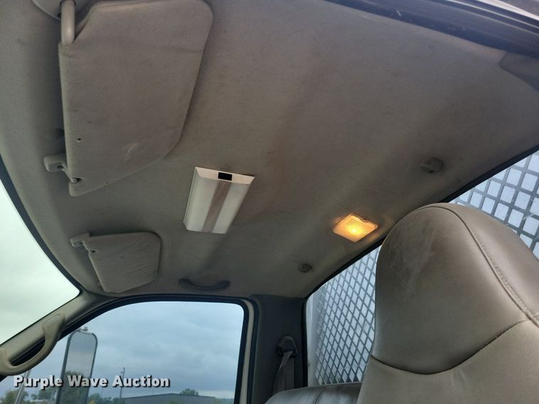 image for item KA9894 2006 Ford F750 Super Duty XL utility / service truck