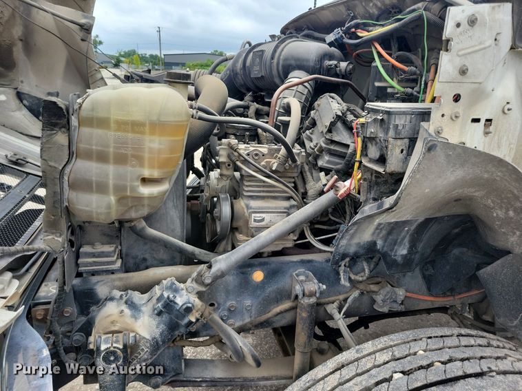 image for item KA9894 2006 Ford F750 Super Duty XL utility / service truck