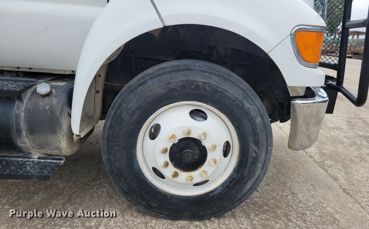 image for item KA9894 2006 Ford F750 Super Duty XL utility / service truck