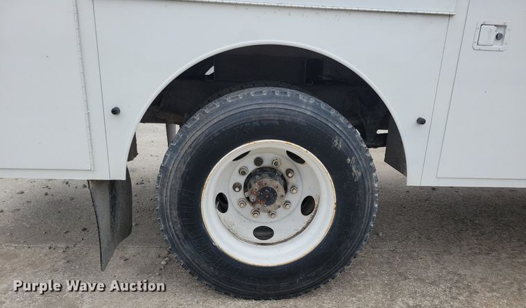 image for item KA9894 2006 Ford F750 Super Duty XL utility / service truck