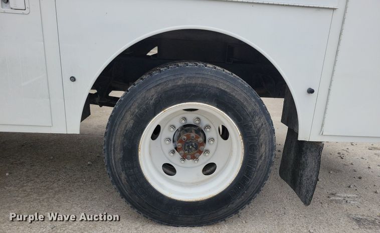 image for item KA9894 2006 Ford F750 Super Duty XL utility / service truck