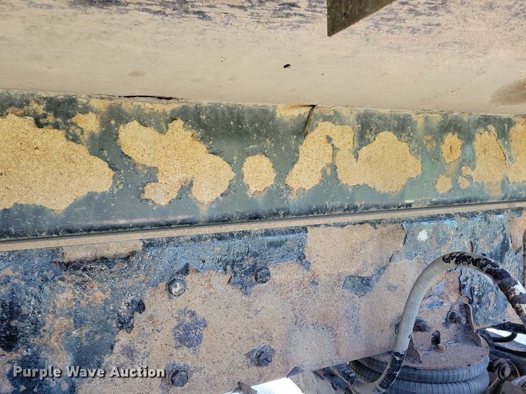 image for item KA9895 2016 Kenworth T880 dump truck