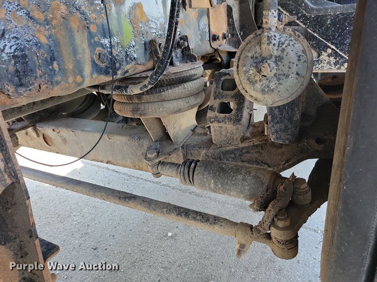 image for item KA9895 2016 Kenworth T880 dump truck