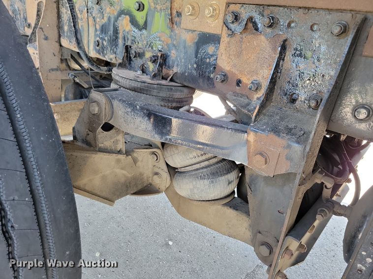 image for item KA9895 2016 Kenworth T880 dump truck