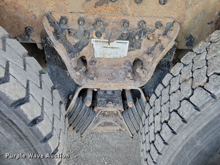 image for item KA9895 2016 Kenworth T880 dump truck