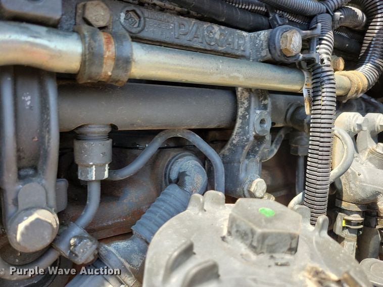 image for item KA9895 2016 Kenworth T880 dump truck