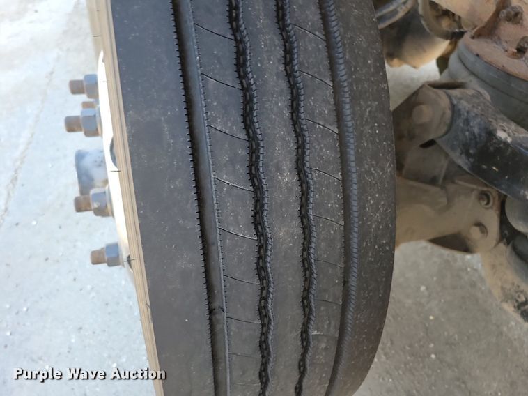 image for item KA9895 2016 Kenworth T880 dump truck