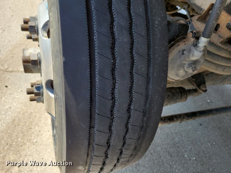 image for item KA9895 2016 Kenworth T880 dump truck