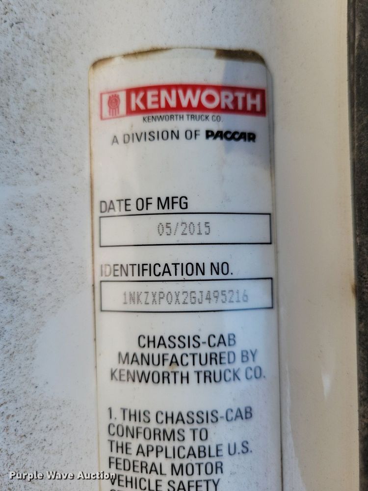 image for item KA9895 2016 Kenworth T880 dump truck