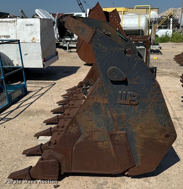 image for item LF9904 2003 WB L120-B wheel loader four-in-one bucket