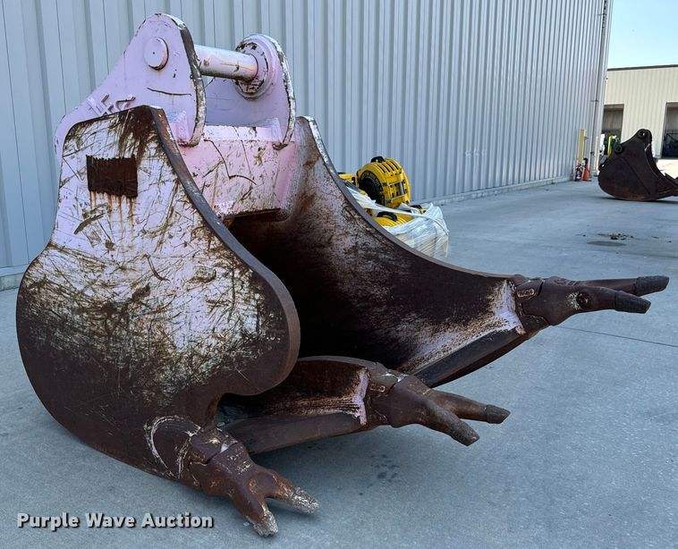 image for item LF9909 LEA Multi-Ripper  bucket 