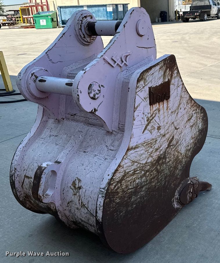 image for item LF9909 LEA Multi-Ripper  bucket 