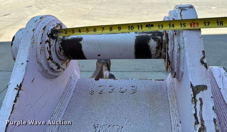 image for item LF9909 LEA Multi-Ripper  bucket 