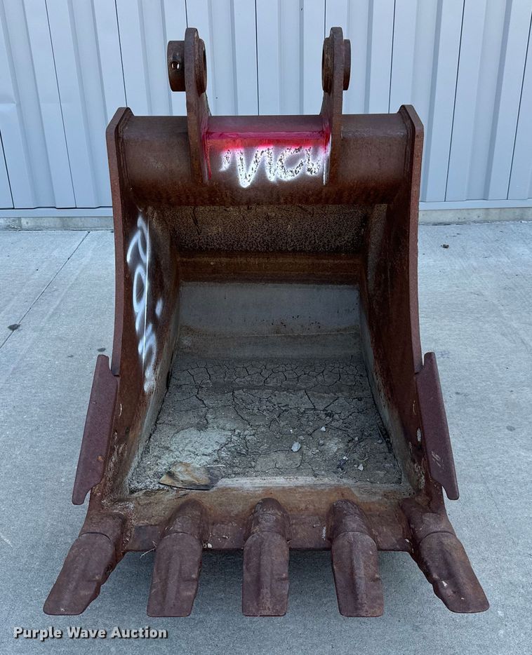 image for item LF9910 Hensley PC2106 bucket 