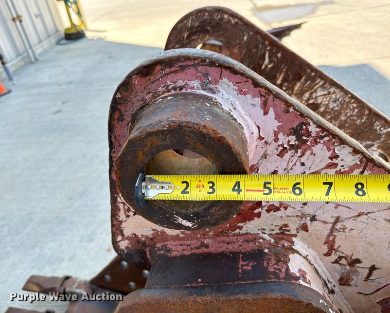 image for item LF9911 Esco bucket 