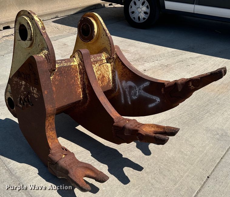 image for item LF9913 LEA multi-ripper