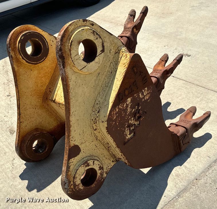 image for item LF9913 LEA multi-ripper