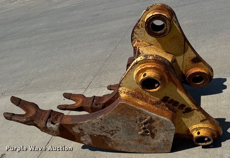 image for item LF9913 LEA multi-ripper