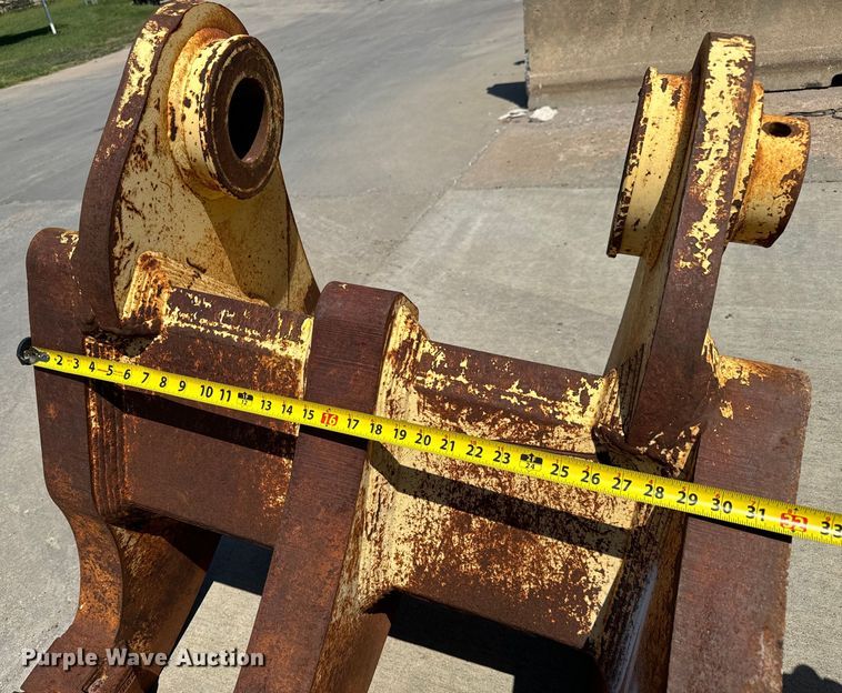 image for item LF9913 LEA multi-ripper