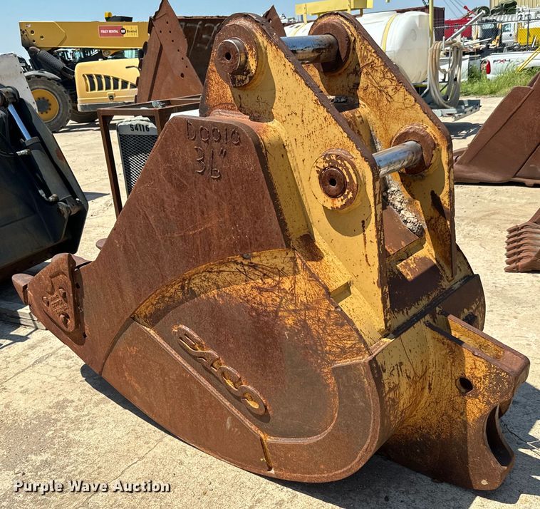 image for item LF9917 Esco bucket 