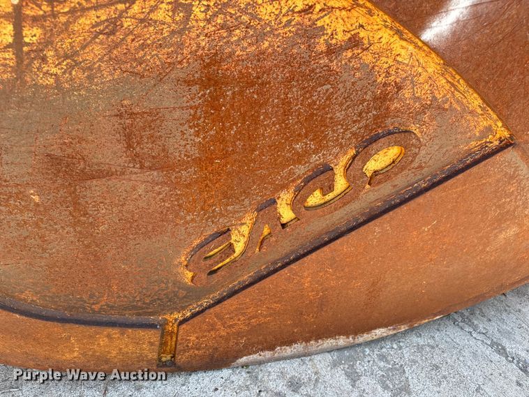 image for item LF9917 Esco bucket 