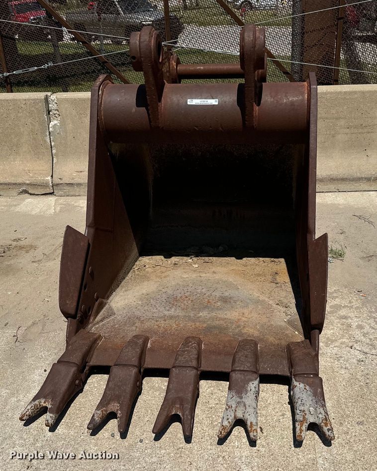 image for item LF9918 Entek bucket 