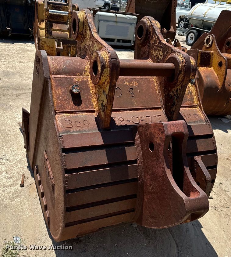 image for item LF9918 Entek bucket 