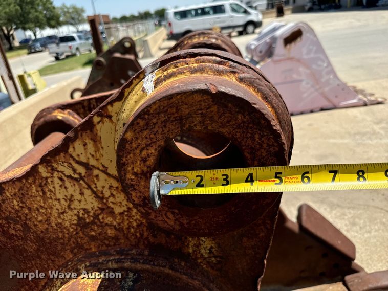 image for item LF9918 Entek bucket 