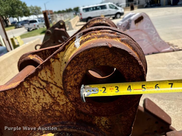 image for item LF9918 Entek bucket 