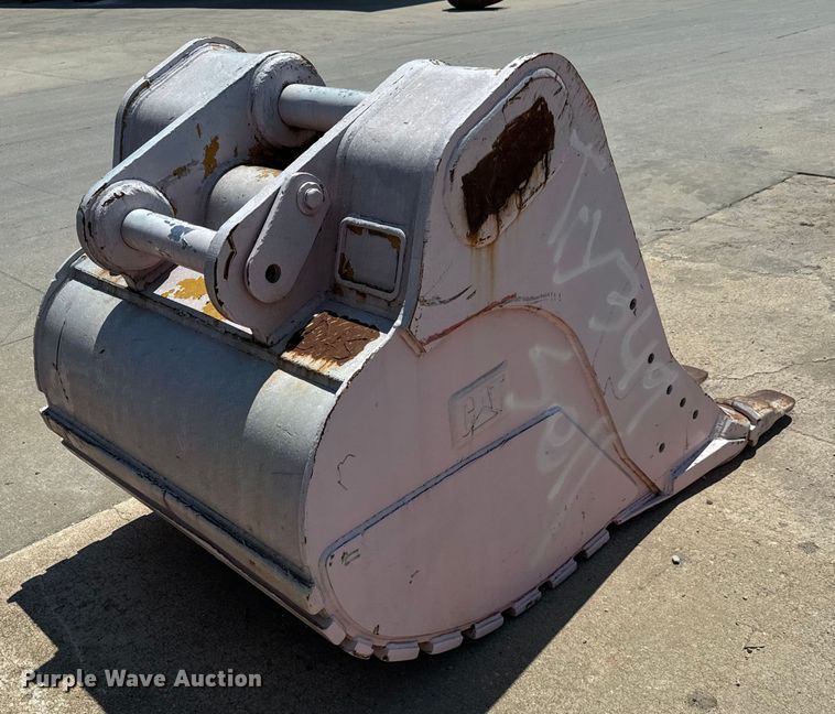 image for item LF9924 Caterpillar  bucket 