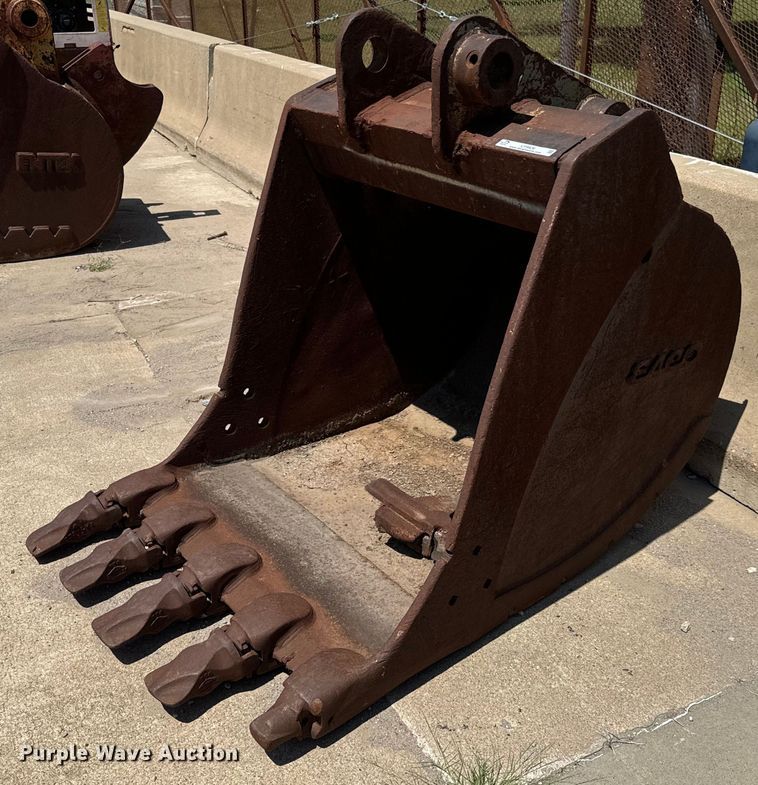 image for item LF9926 Esco bucket 