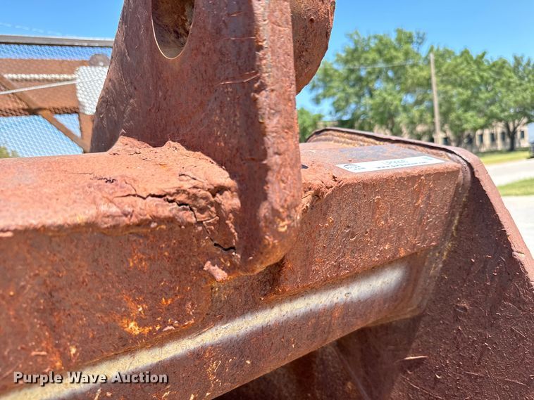 image for item LF9926 Esco bucket 