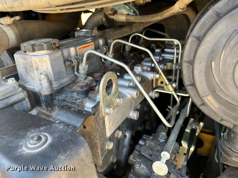 image for item LF9940 2007 Caterpillar  236B2 skid steer loader