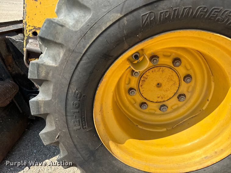 image for item LF9940 2007 Caterpillar  236B2 skid steer loader