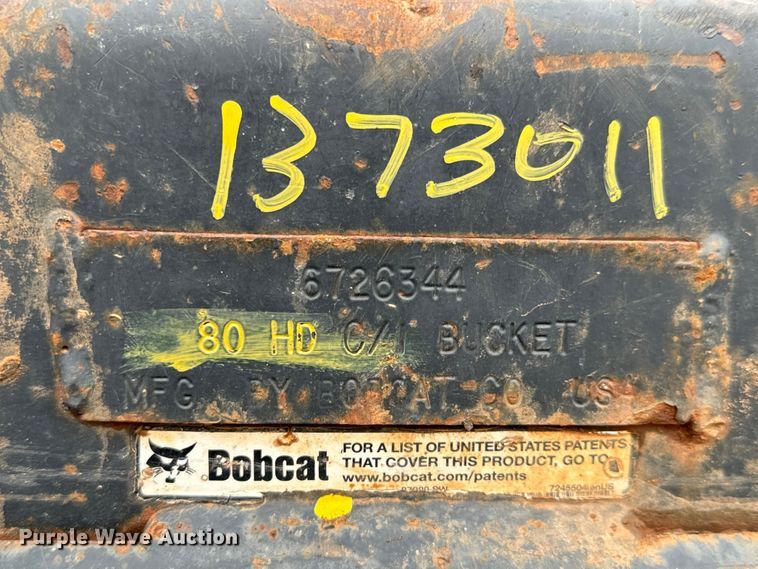 image for item LF9942 Bobcat  80 HD C/I skid steer bucket