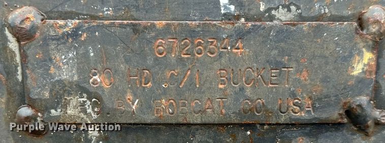 image for item LF9943 Bobcat  80 HD C/I skid steer bucket