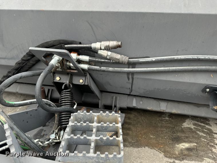 image for item LF9947 2018 CNH Industrial skid steer broom