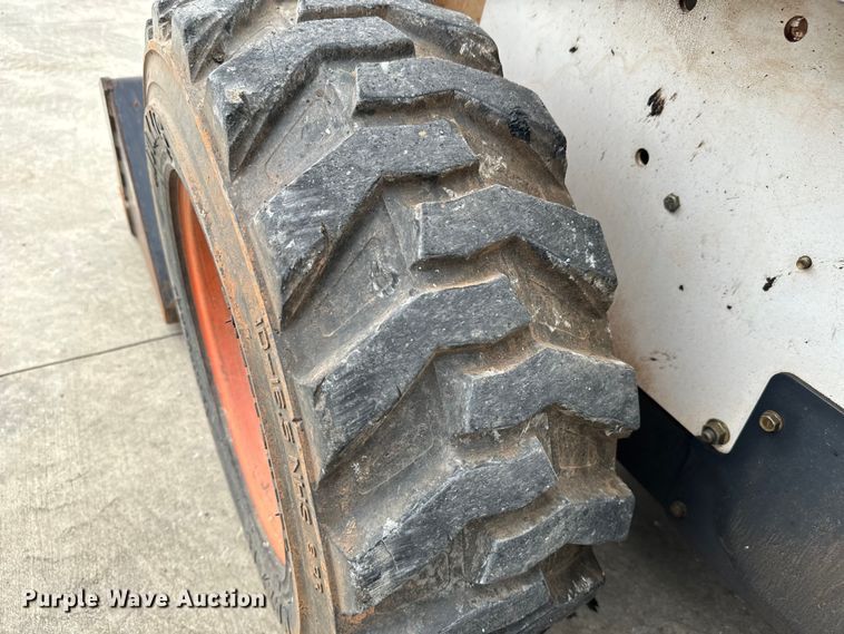 image for item LF9953 1993 Bobcat 753 skid steer loader