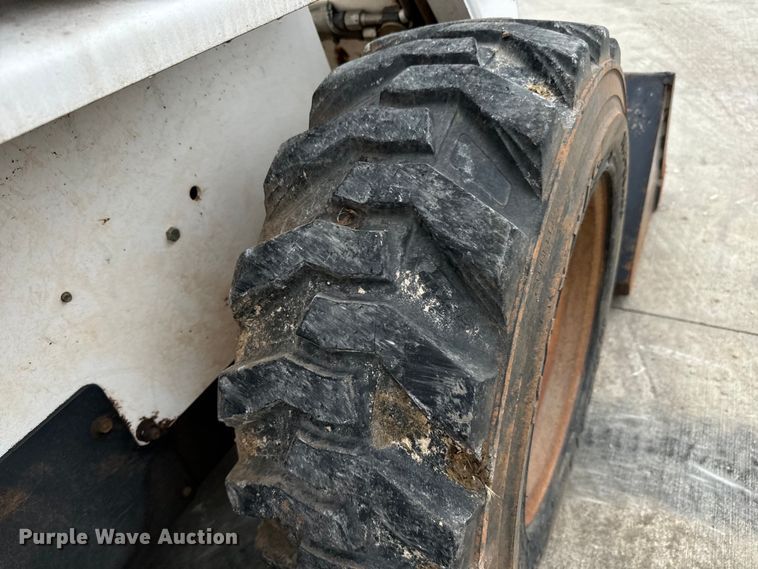 image for item LF9953 1993 Bobcat 753 skid steer loader