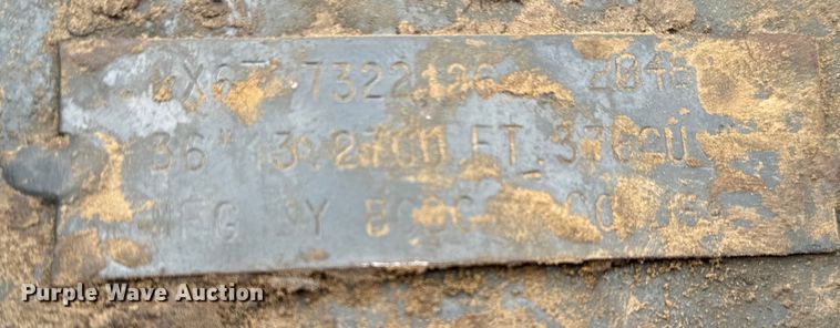 image for item LF9958 Bobcat X6T bucket