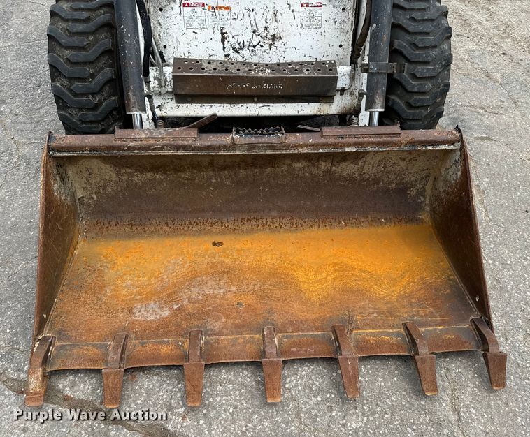 image for item LF9961 1998 Bobcat 873 skid steer loader
