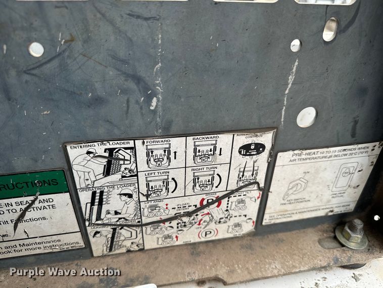 image for item LF9961 1998 Bobcat 873 skid steer loader