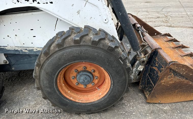 image for item LF9961 1998 Bobcat 873 skid steer loader